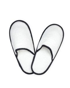 The One Slippers Black